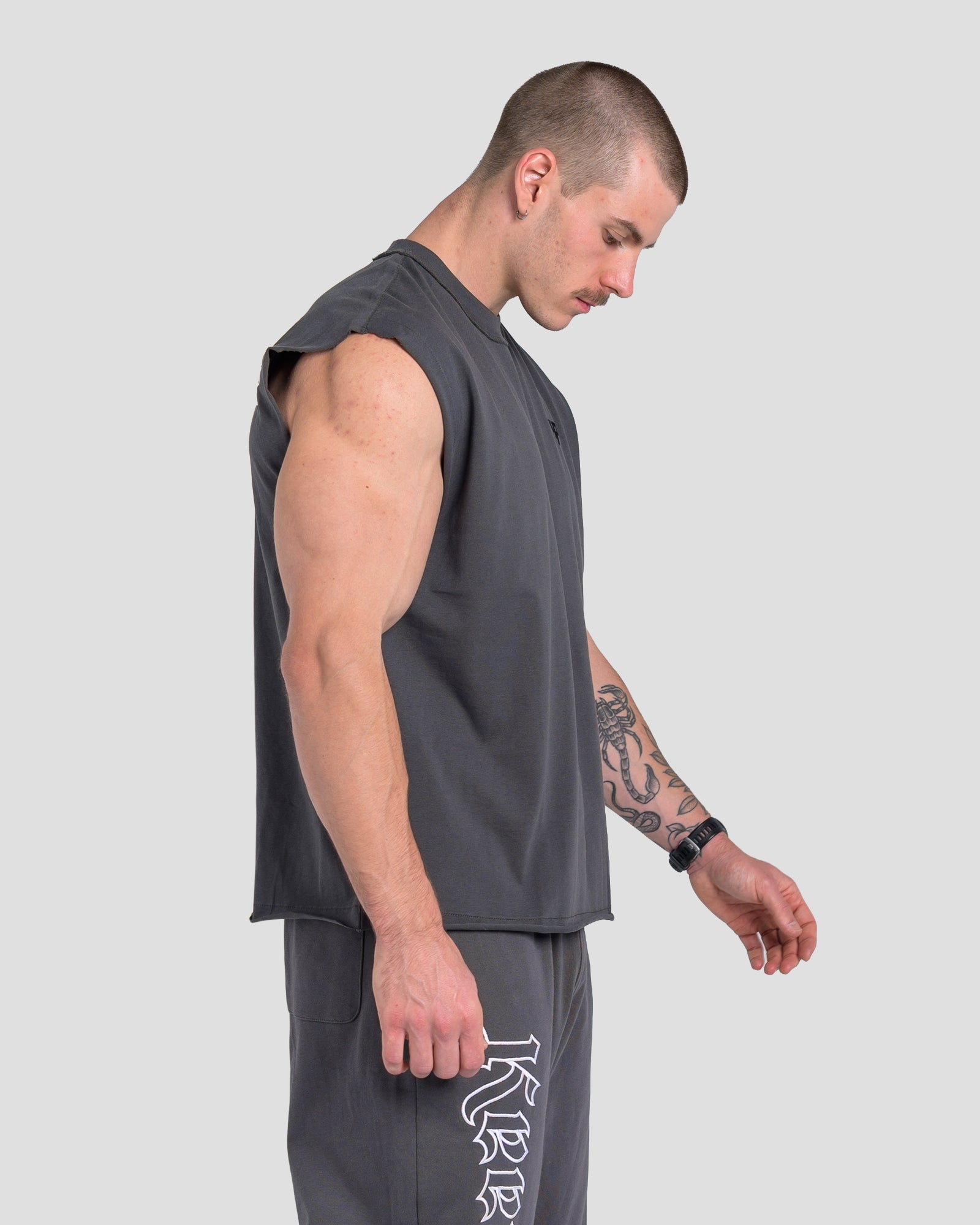 TONINO CROPPED TANK - CHARCOAL