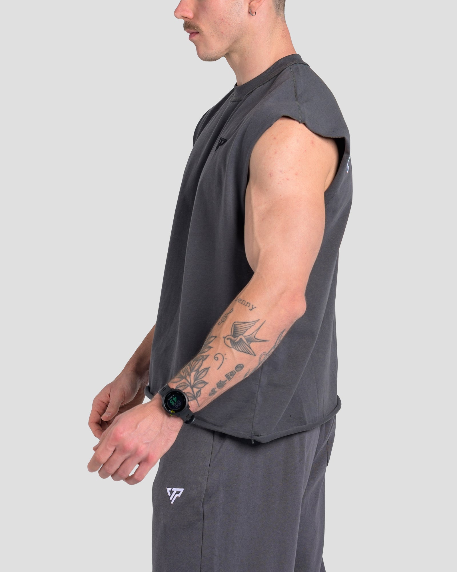 TONINO CROPPED TANK - CHARCOAL