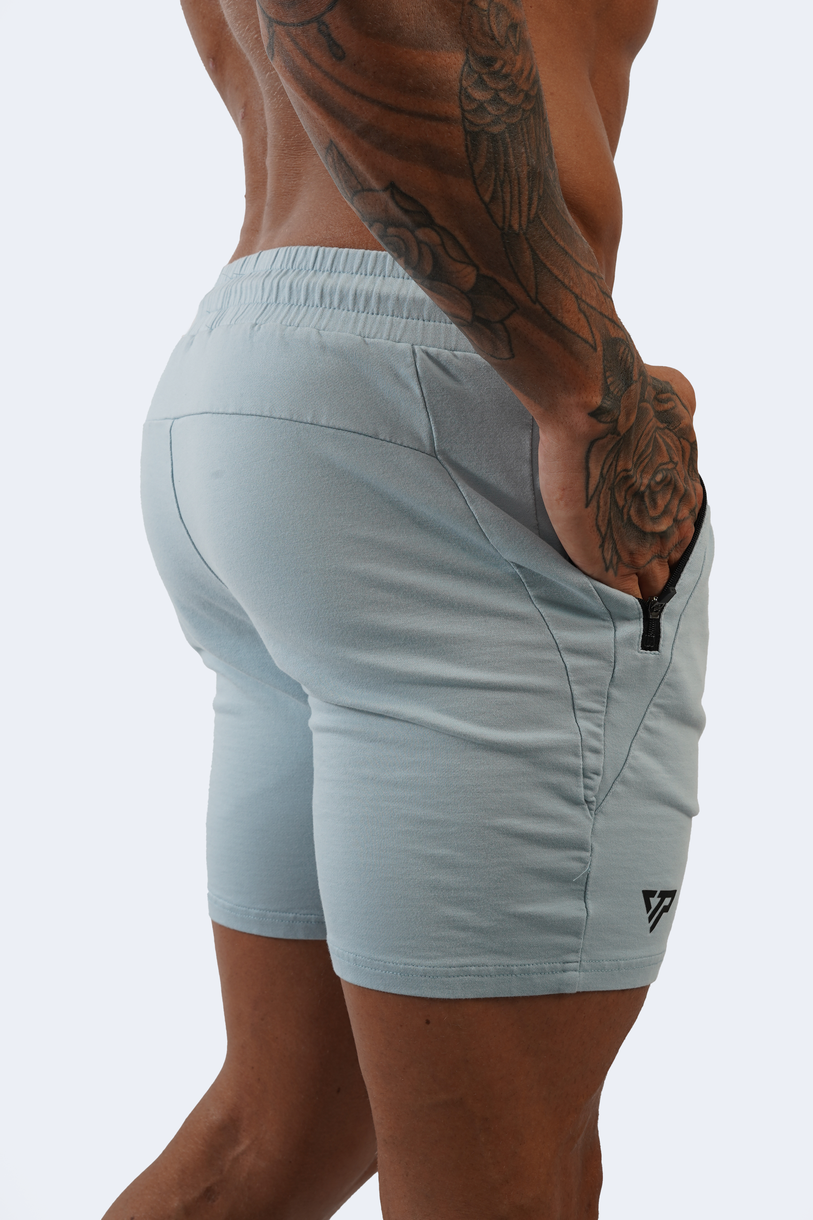 ESSENTIAL SHORTS 2.0 - LIGHT BLUE