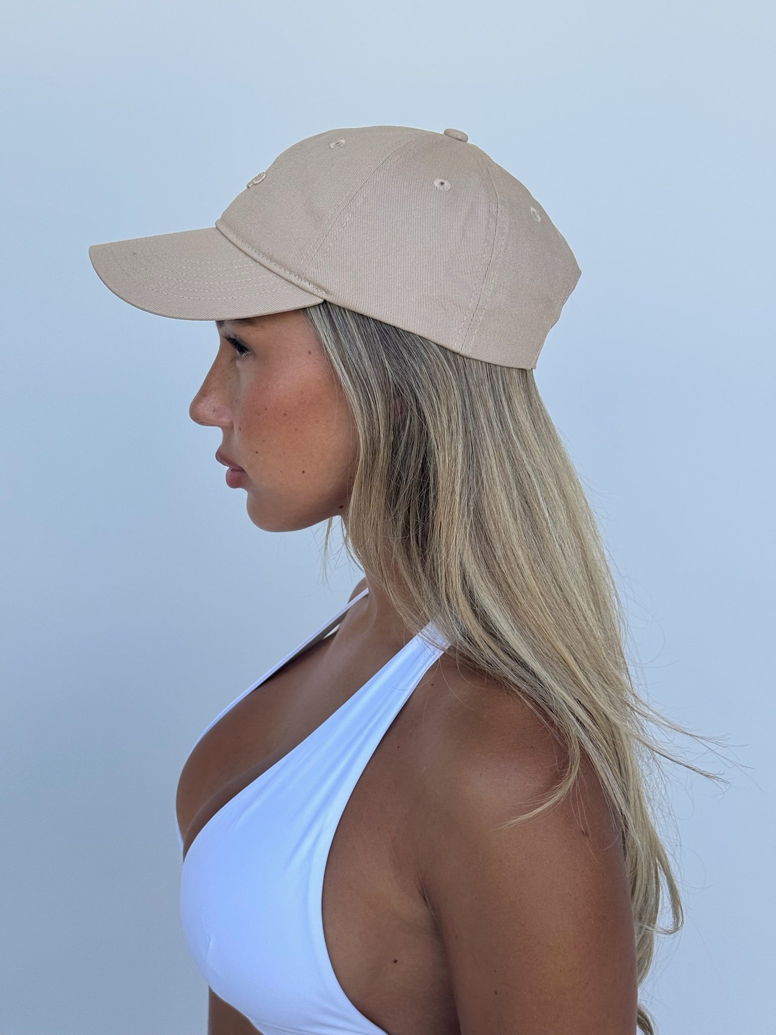 UNISEX CLASSIC CAP - LATTE
